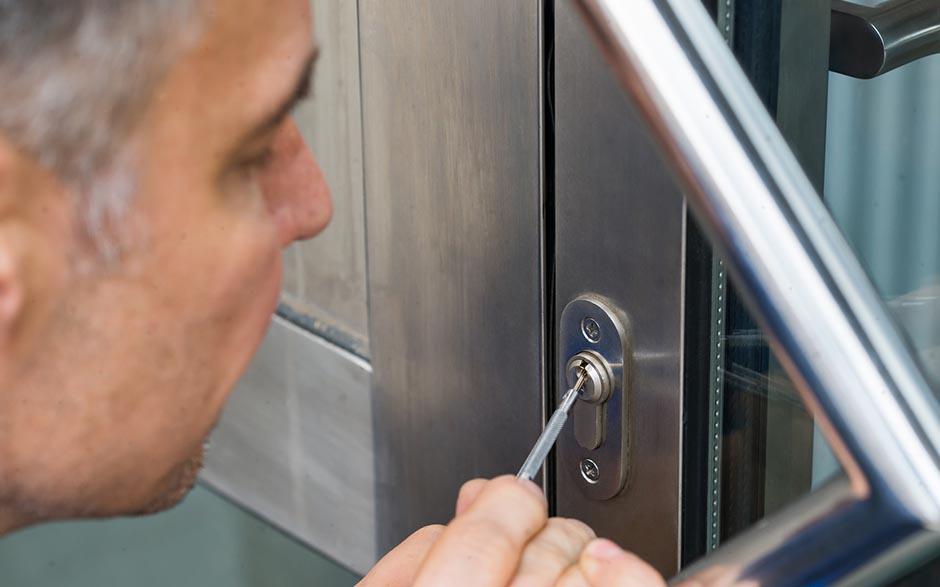 comment ouvrir une porte sans clef Arpajon